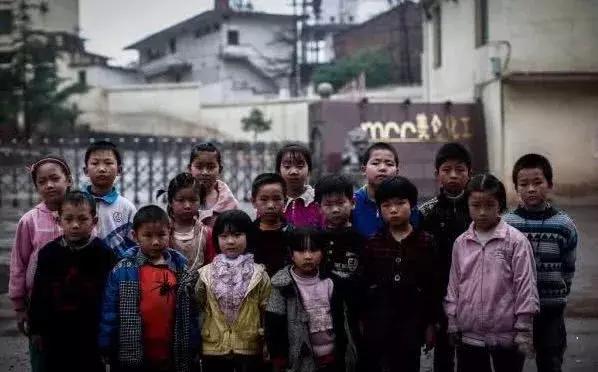 父母必须重视孩子的六大危害,宝宝出现呆滞惊厥怎么办