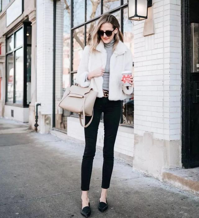 能当护肤品的小黑裤！显瘦润肤还保暖，好穿到李湘直接开直播叫卖