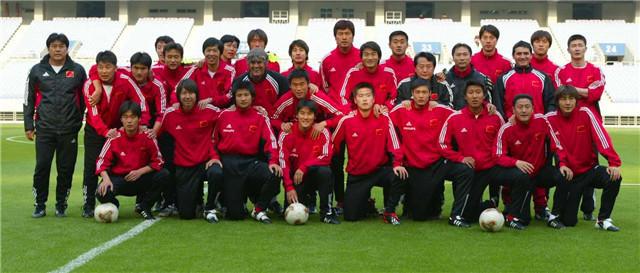 5岁开始踢球,5岁天才踢球