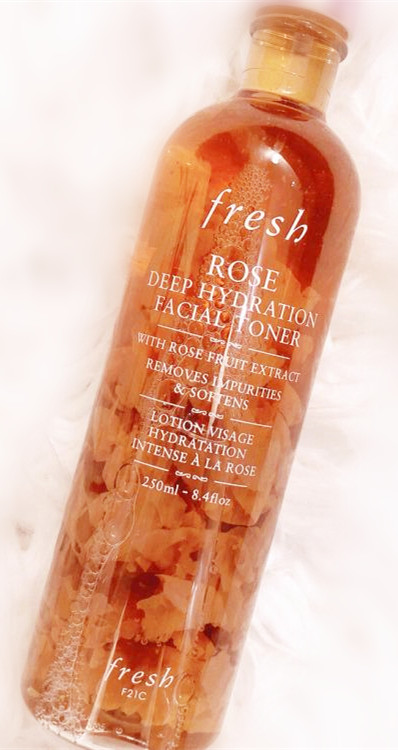 玫瑰保湿补水护肤品推荐,保湿必备精华水