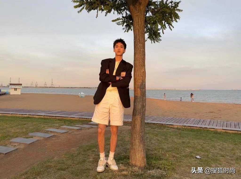 请接收这份张腾带来的国潮配饰搭配指南|中国风格·时尚微综艺