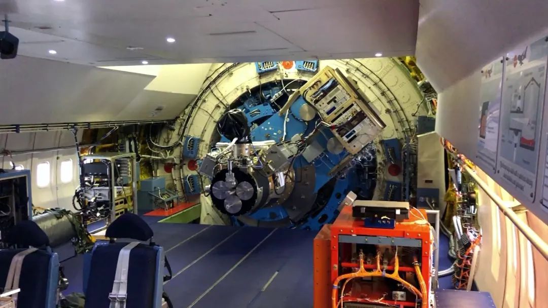 波音飞机望远镜,波音飞机高空望远镜