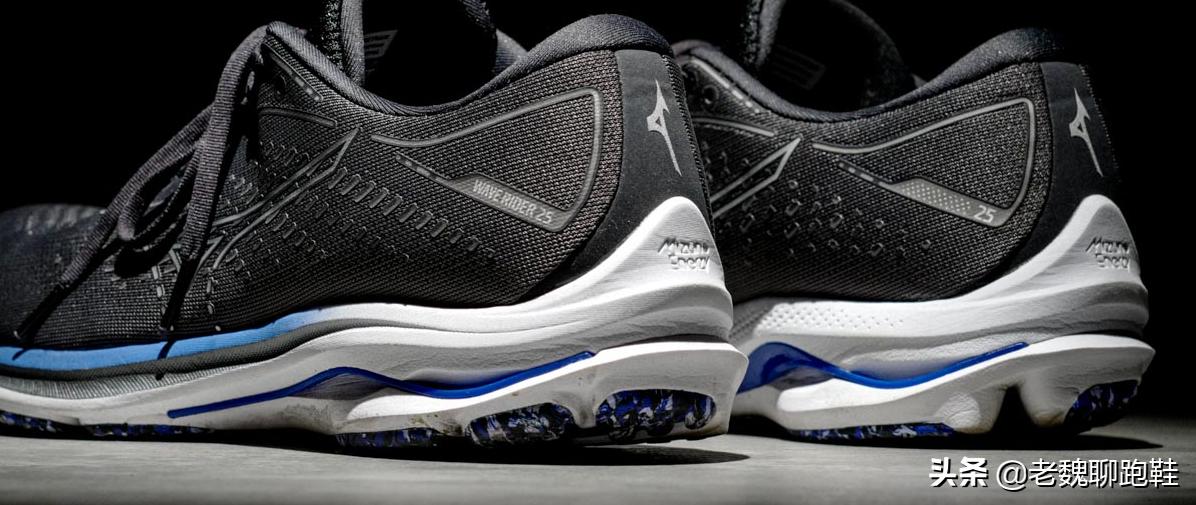 亚瑟士与美津浓40码,亚瑟士美津浓是一个级别的吗