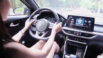 起亚新k3对比昂克赛拉哪个便宜,全新一代新标起亚k3