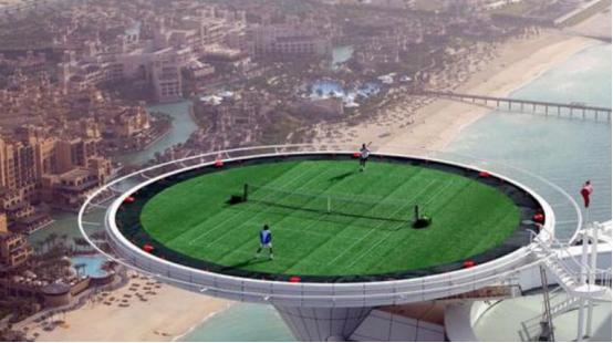 迪拜富豪都在穿的衣服,迪拜土豪穿的白色袍子多少钱