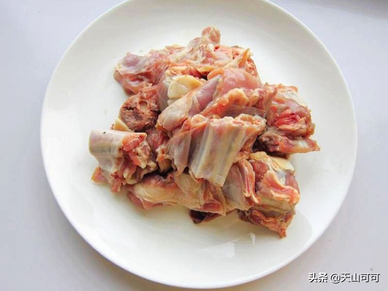 怎样炖羊肉软烂无膻味好吃,如何炖羊肉无膻味