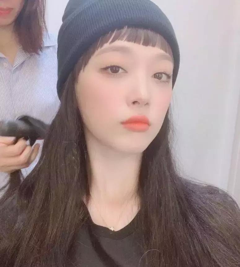 网红脸早已过时高级脸才是王道,清冷气质网红脸