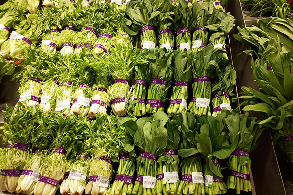 虾皮含钙量高是补钙冠军是真的吗,虾皮的含钙量是牛奶的几倍