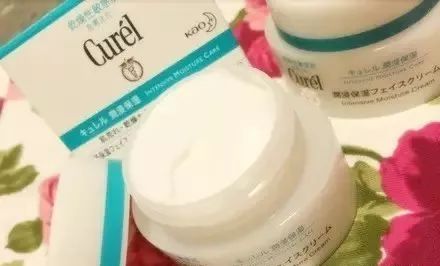 「优质港货」珂润面霜，用过一次就被征服了……