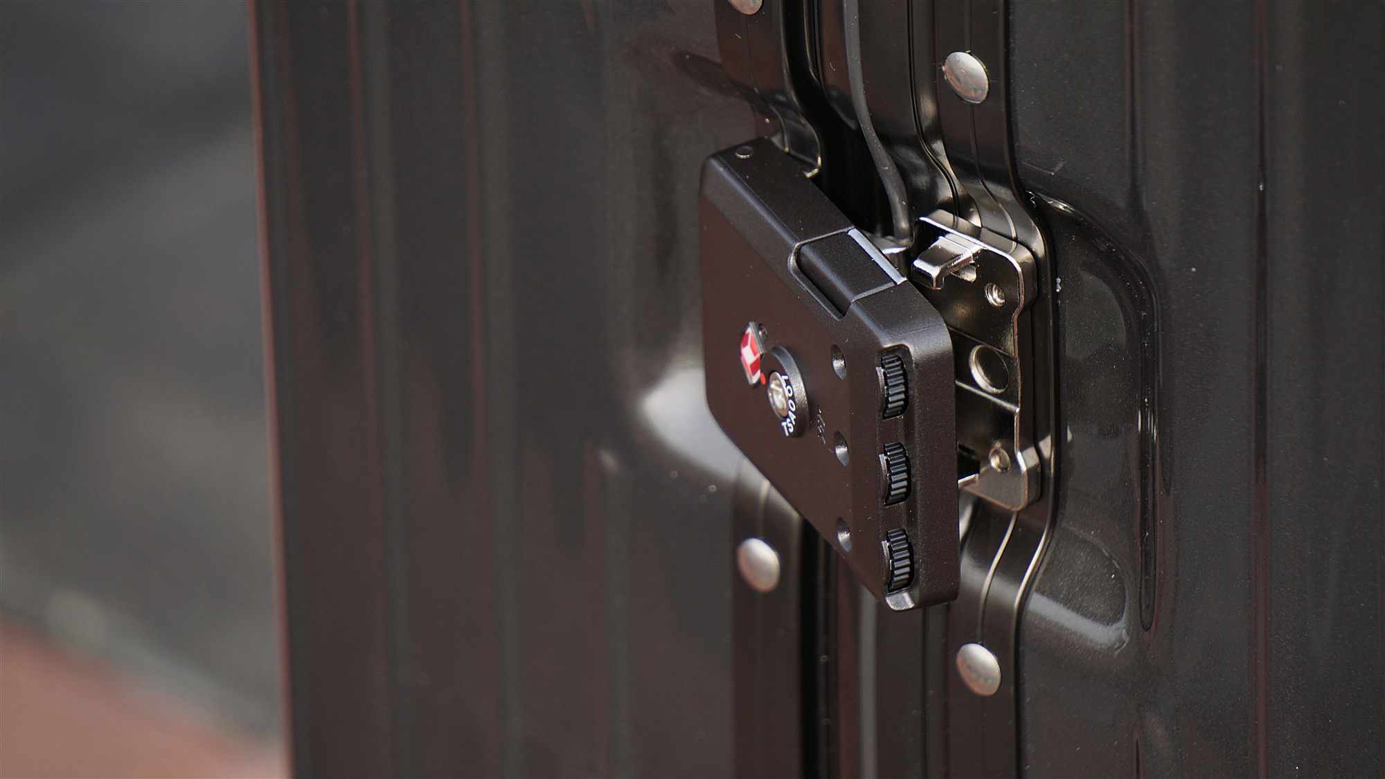 网易严选更加耐磨铝框拉杆箱,网易严选拉杆箱简约时尚