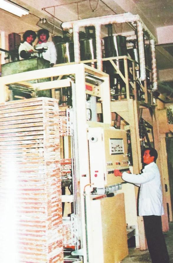 老合肥的夏天记忆：大花脸和灯塔牌汽水，永康食品厂和好华食品厂