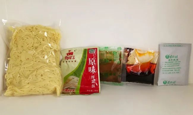 热干面速食测评蔡林记,蔡林记热干面免煮是开盒即食吗
