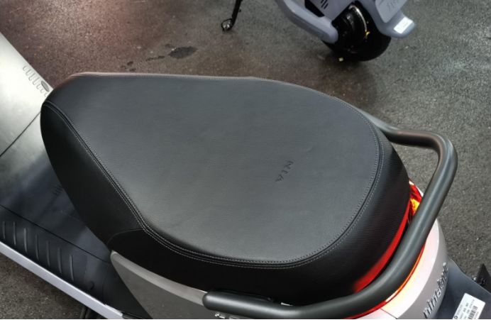 电动车半热熔胎哪个牌子的好,现在电动车真空胎是半热熔胎吗