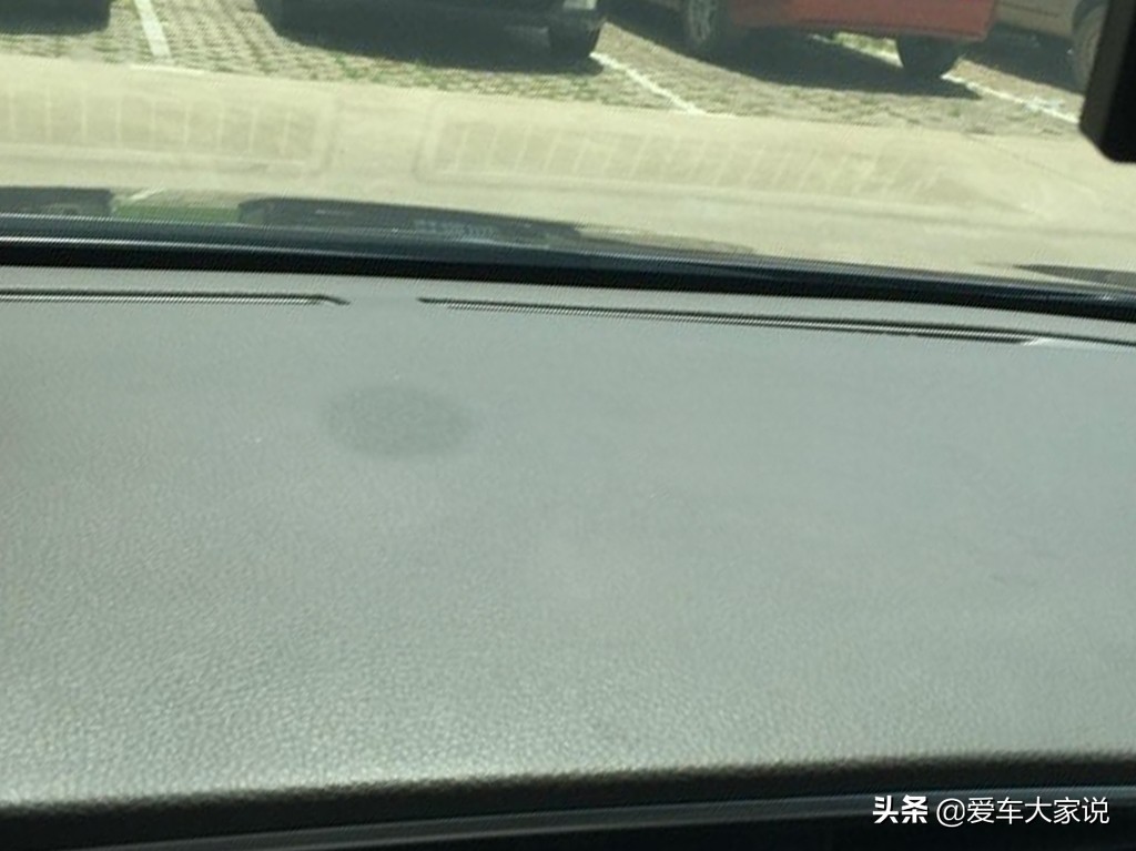 汽车经常暴晒对车有什么影响,汽车不怕太阳晒吗