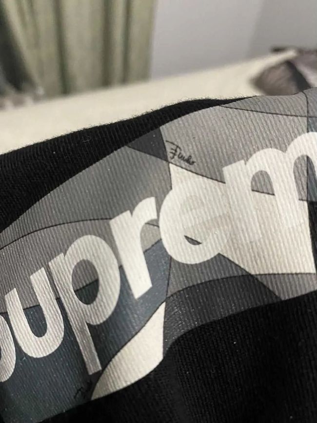 supreme联名box logotee (supreme新出的boxlogo)