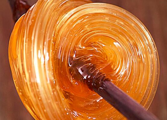 堪比黄金的蔗糖，只有贵族才能享用，欧洲为了蔗糖的血腥奴役