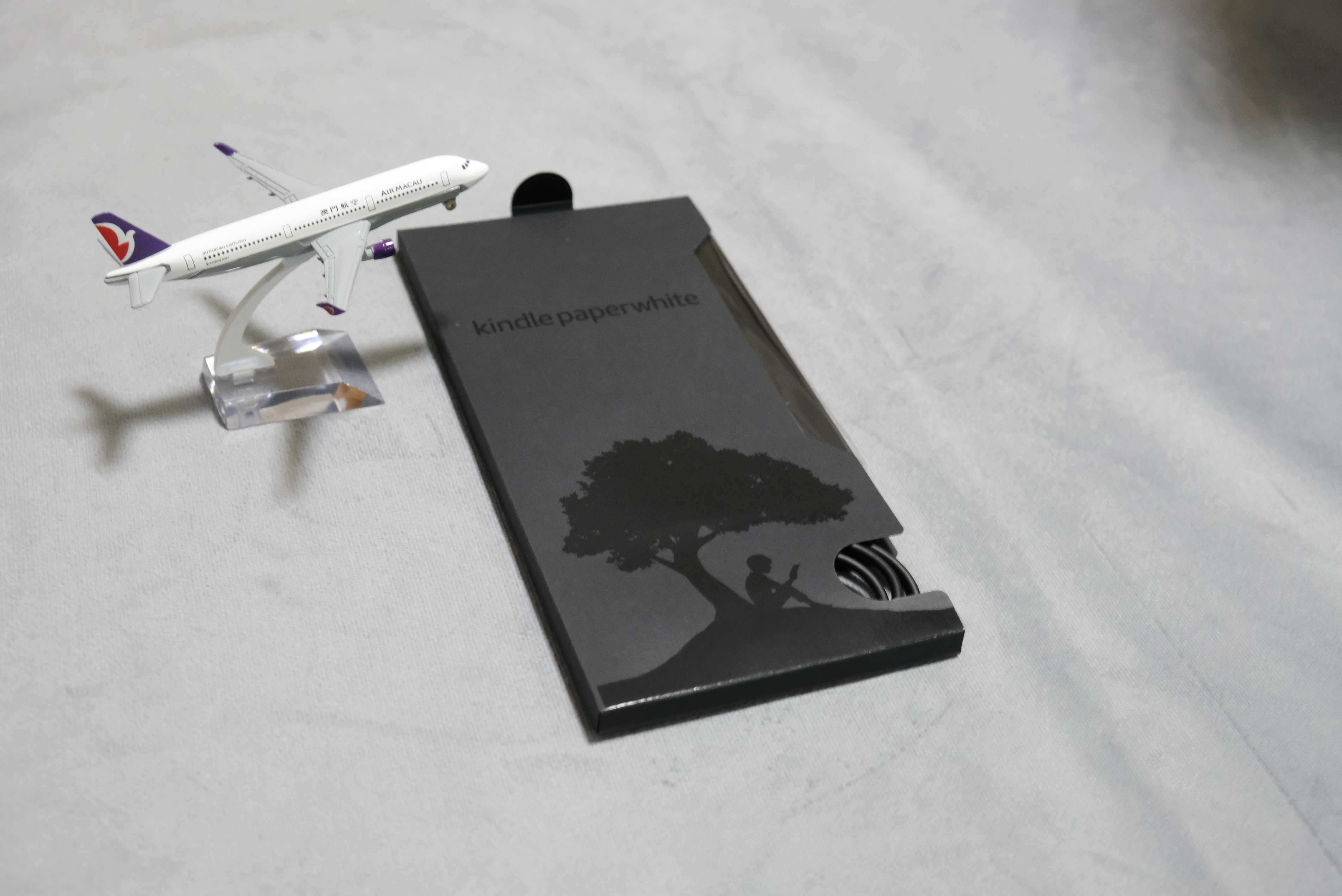 kindlepaperwhite白色,kindlepaperwhite值钱吗