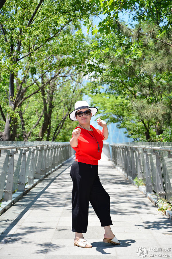 横跨20岁-55岁，钢铁直男也能学会的超简单拍妹技巧！