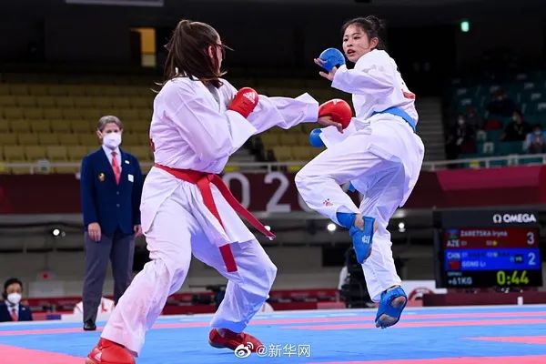 这样的“*力暴**萝莉”，丑吗？