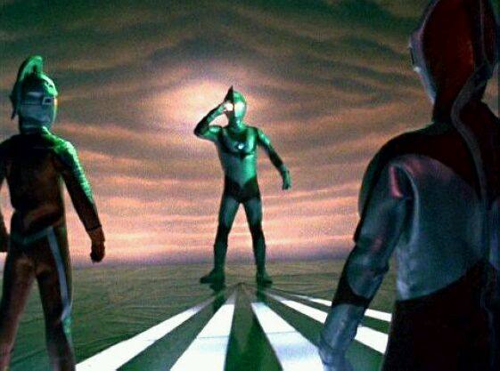 佐菲这么弱他是怎么当上队长的,佐菲为什么是暗之国的卧底