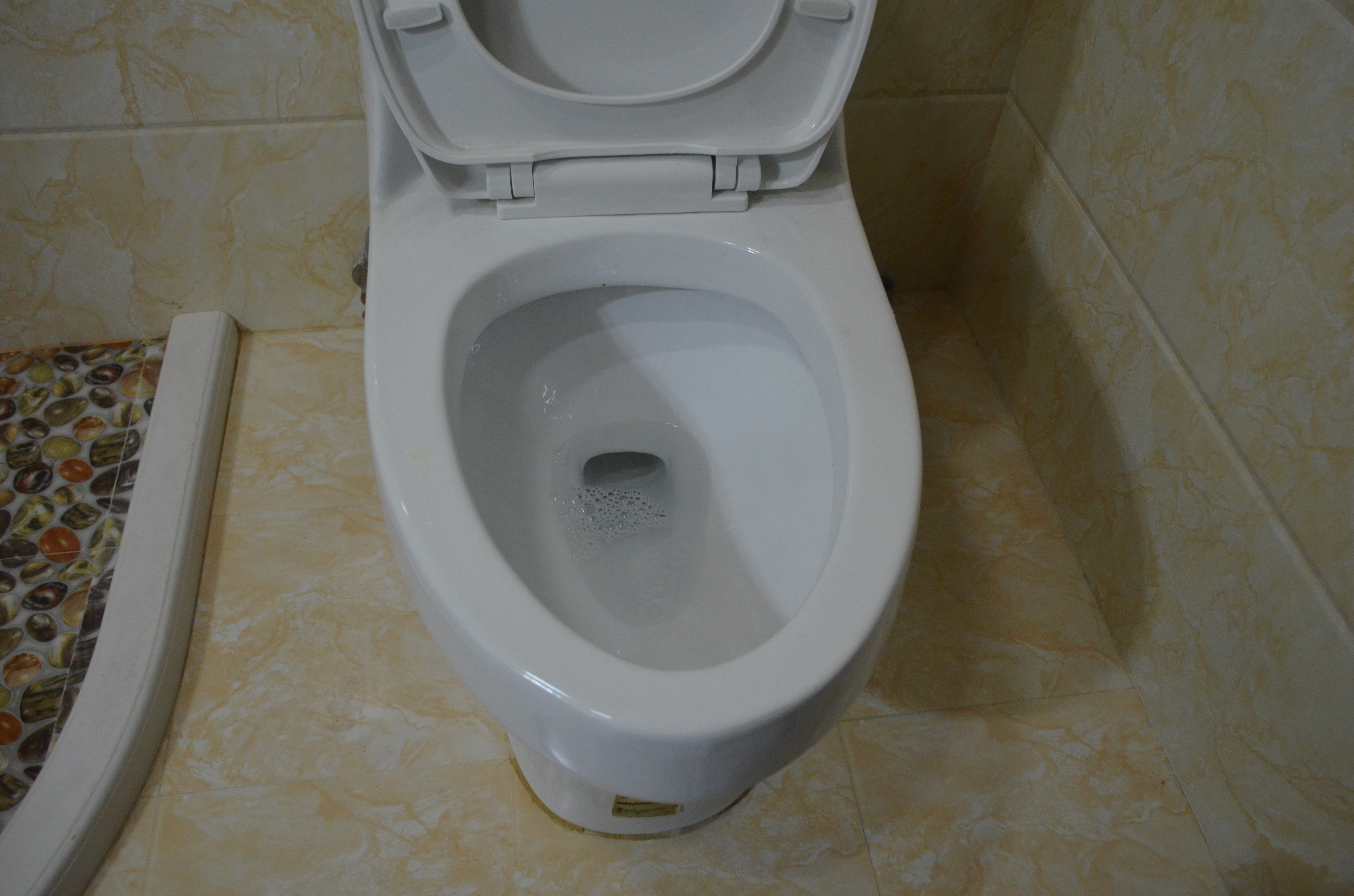 马桶除异味我有绝招,轻松一招去除马桶异味