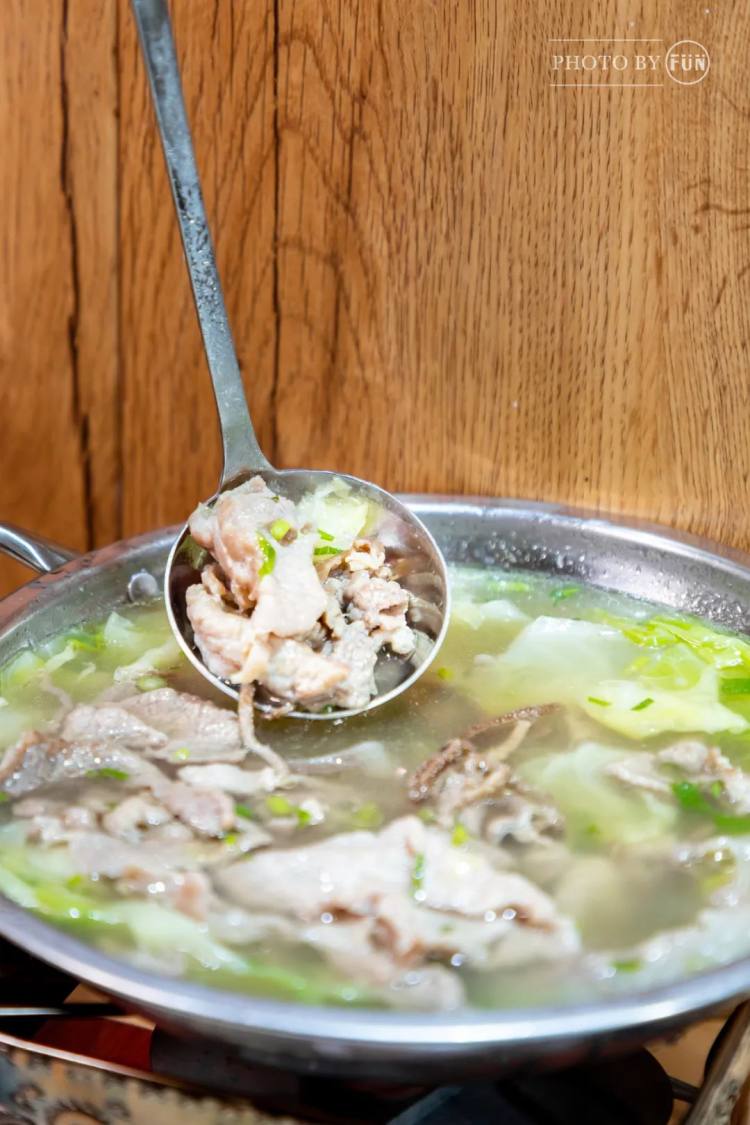 上海排队1000+的肖四女乐山跷脚牛肉终于来武汉啦