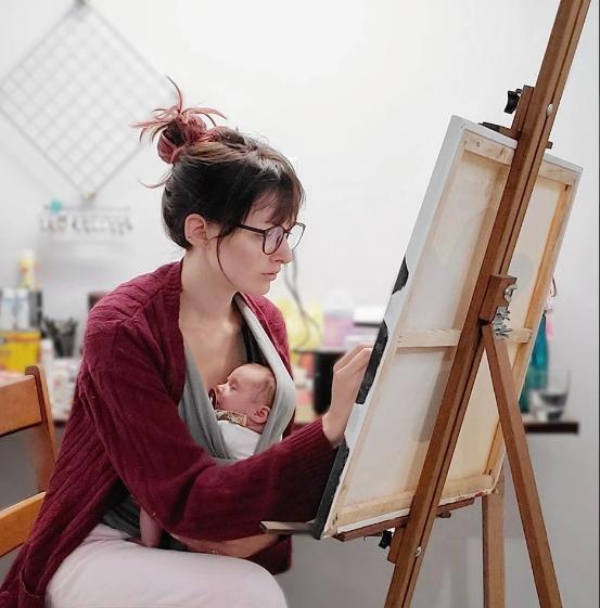 美国双子宫女子诞下双胞胎,美国女教师怀孕事件