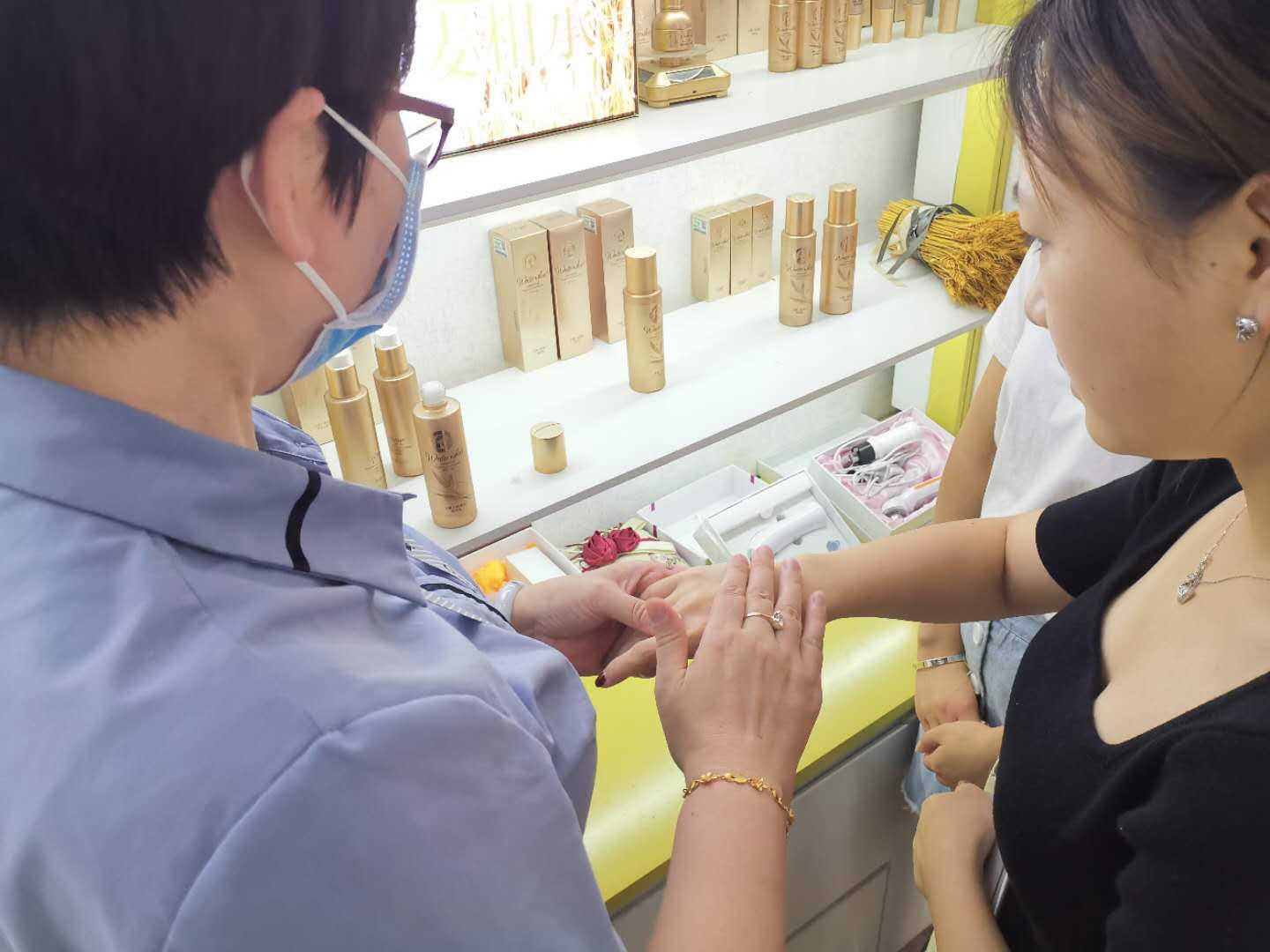 行业竞争如何取胜,行业竞争激烈如何生存