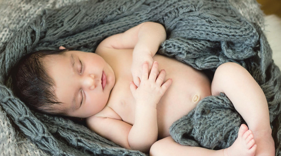 小孩一到晚上就咳白天不怎么咳,孩子一到晚上就咳嗽白天又不咳