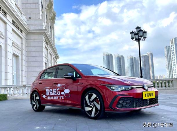 试驾高尔夫gti2021,高尔夫gti赛道狂飙