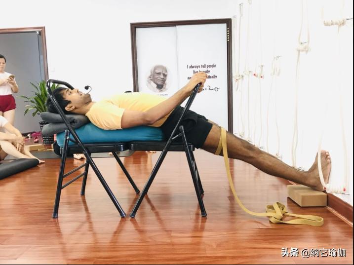 瑜伽老师理疗瑜伽,瑜伽康复理疗百万私教课程