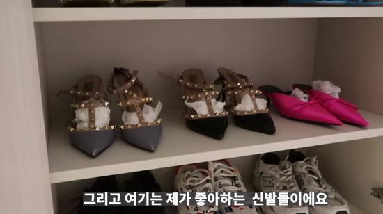 韩国美女晒独居公寓引11万人围观衣帽间全是名牌