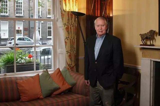 戴15块钱的手表,戴15美元手表