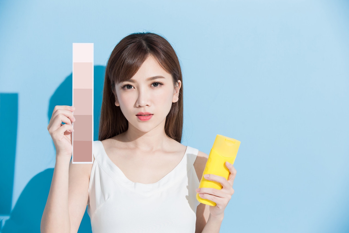 脸部暗淡没光泽怎么护理,脸上没光泽缺什么