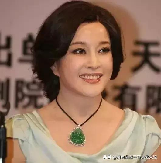 男戴观音女戴佛好看视频,适合女性戴的观音吊坠