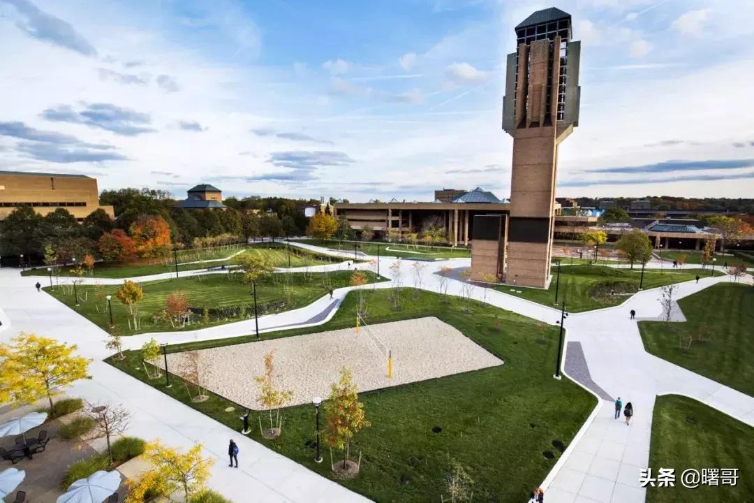 世界上的路本来很平凡，自从遇上设计师，此路非彼路