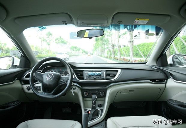 英朗要“翻身”，价格一跌再跌，从11.89w降到7w多，值得买吗？