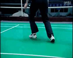 羽毛球反手高远球握拍,羽毛球反手击高远球练习