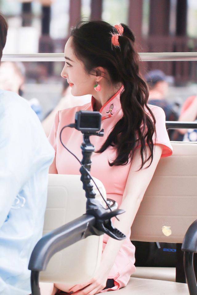 34岁杨幂终于挑战旗袍,杨幂旗袍秀身材写真照片