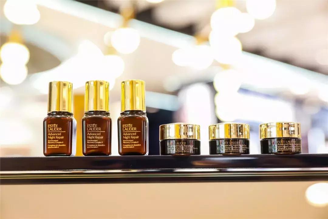 市中心这家高精尖卖场疯狂折扣！直降+团券，送的比买的多