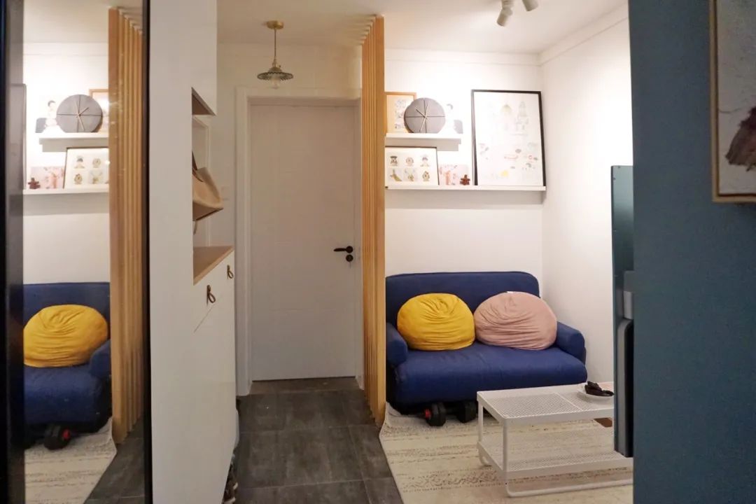 44㎡住三代人，采光差、厨房小都被解决，她家的空间榨干术太绝