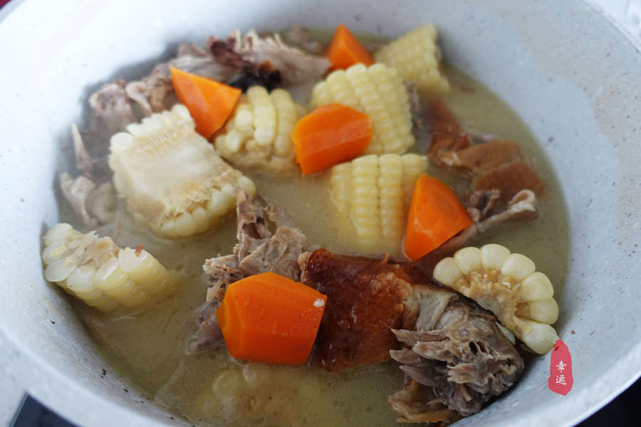 鸭汤要怎么炖营养又好吃,海带鸭汤好吃还是冬瓜鸭汤好吃