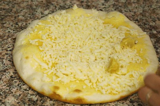 奇奇怪怪的披萨又增加了，意大利老板开的披萨店，超正宗