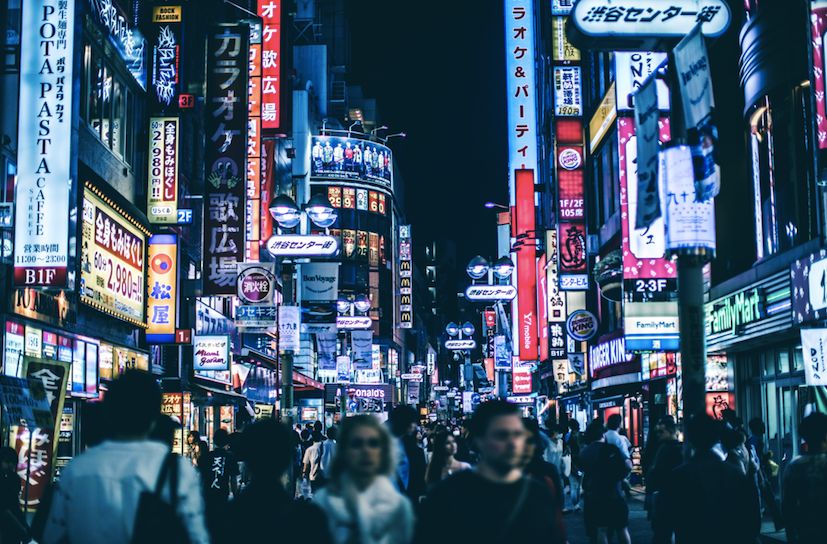 游客都去逛百货商店了,日本人自己去了这里