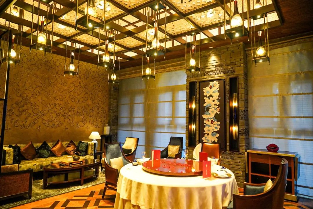 不到两千就能住天津丽思卡尔顿?还能随便吃?这样的羊毛不多了