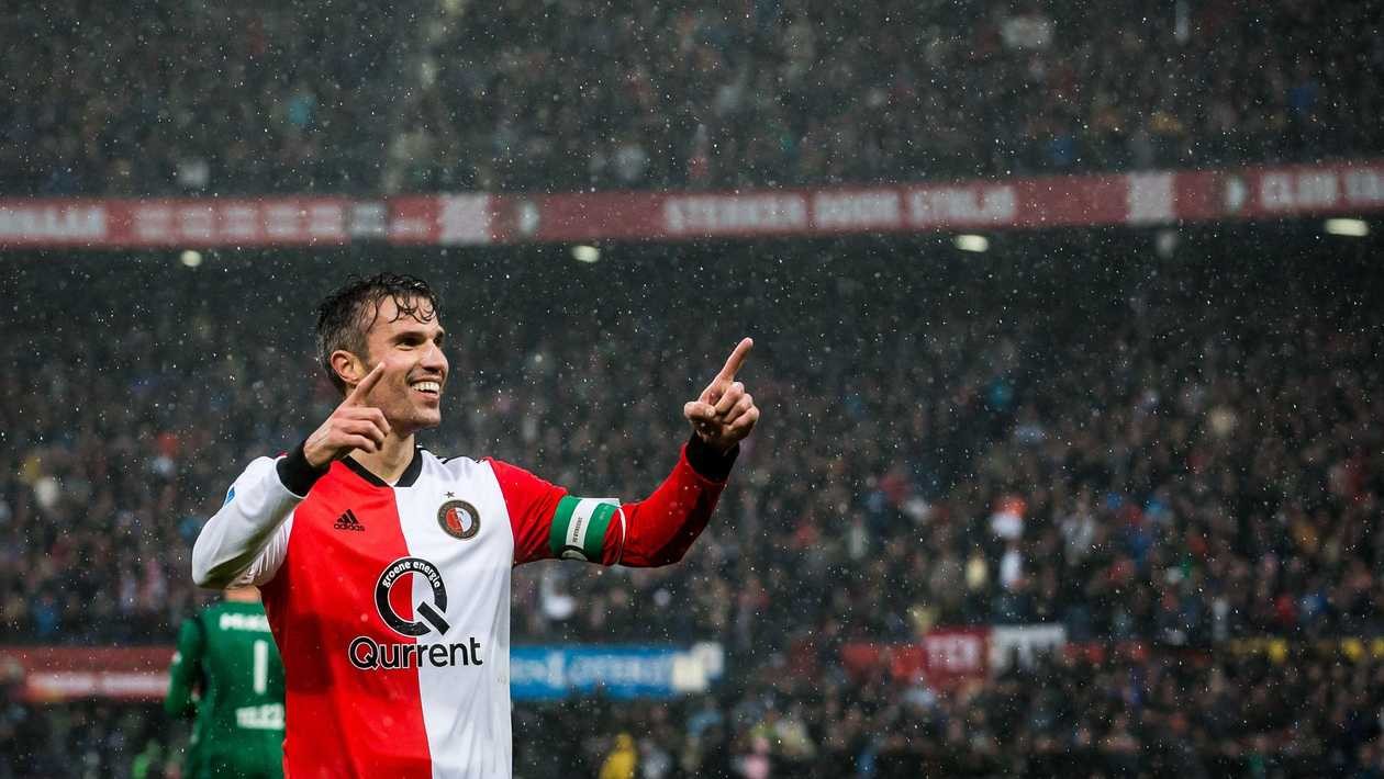 十大催人泪下的足坛巨星告别,今夏退役球员拉姆