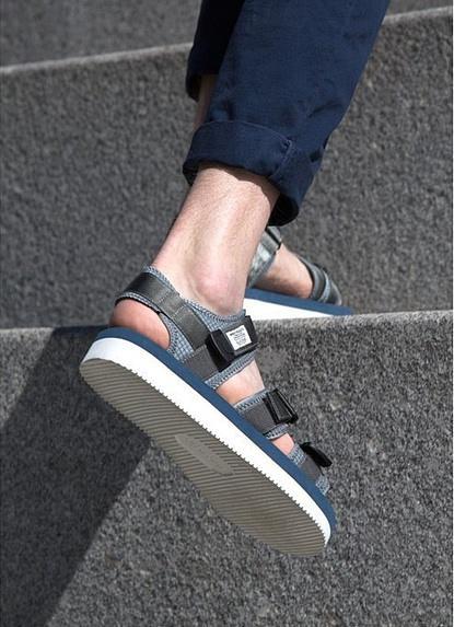 时尚复古凉鞋,复古新风格凉鞋