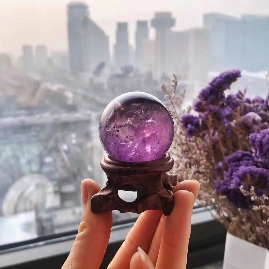 【大倩倩聊水晶】紫水晶臣服内在智慧得以看见真相