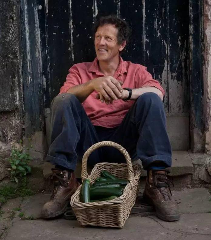 他经历破产、抑郁，却被植物治愈，成为BBC王牌节目主持人