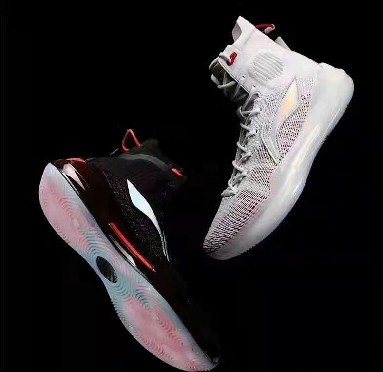 CJ1代终于要来了，新款板鞋时尚度满分，李宁这波新品太诱人